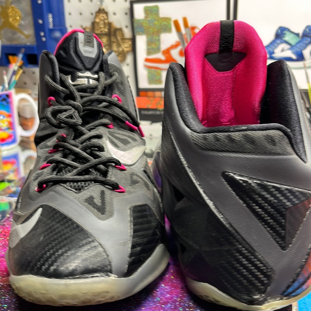 LEBRON Miami nights size 12